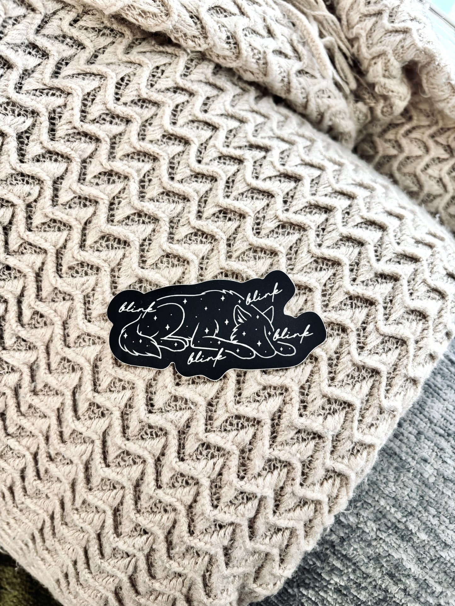 '4 Blinks.' Sticker (Licensed SJM/Throne of Glass Collection)