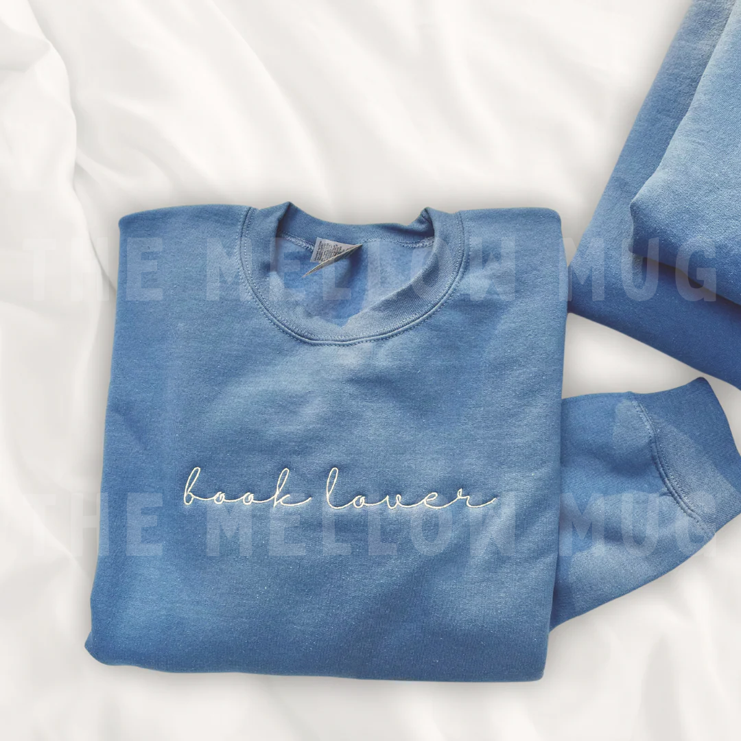 'Book Lover' Sweatshirt (Embroidered)