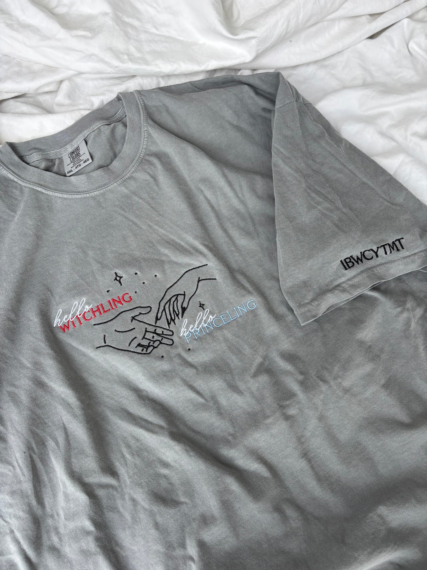 'Hello, Witchling. Hello, Princeling.' - Multiple Embroidered Options (Licensed Throne of Glass Collection)