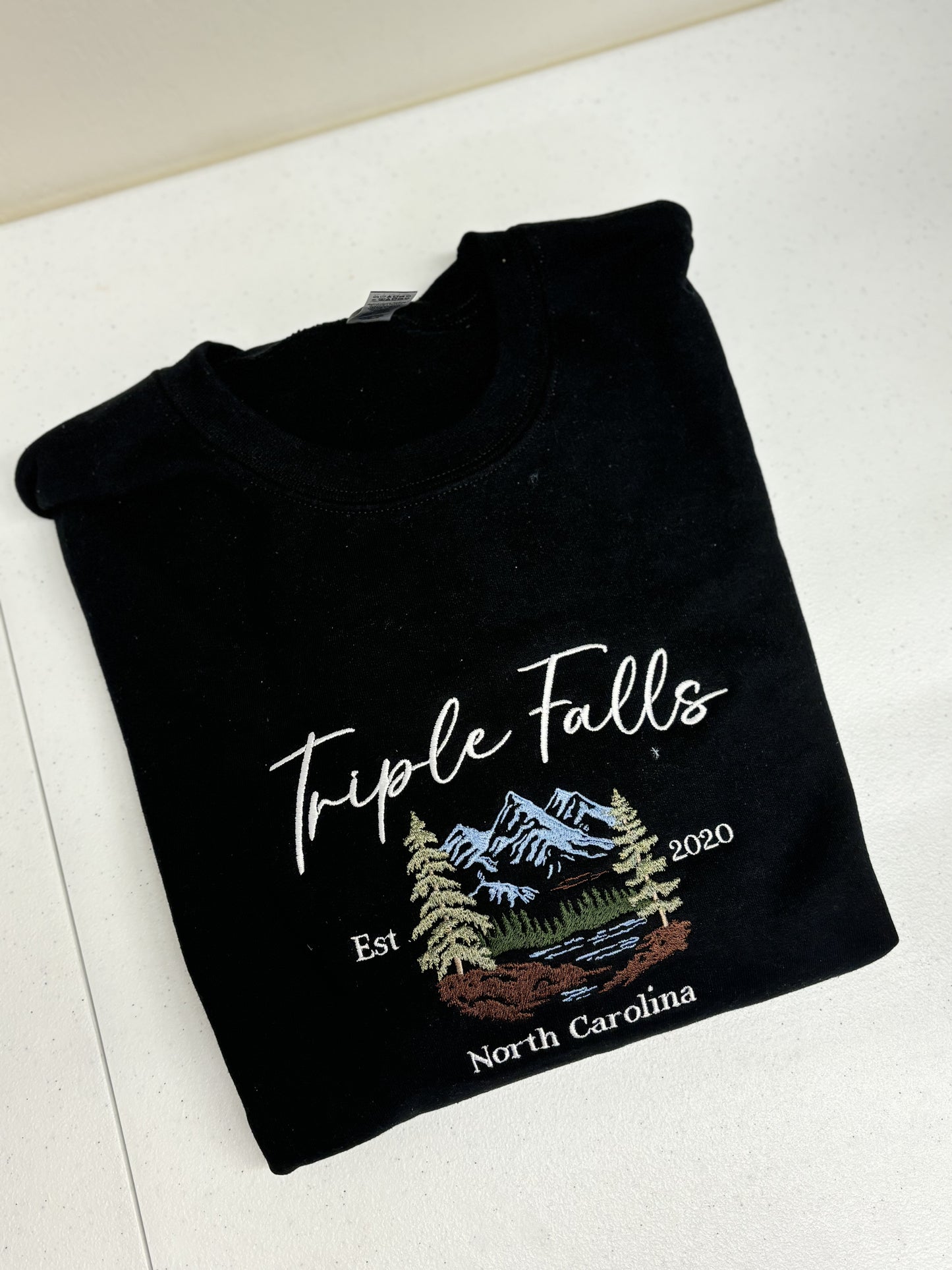 X-Large 'Triple Falls' Embroidered Sweatshirt (Imperfect Sale)